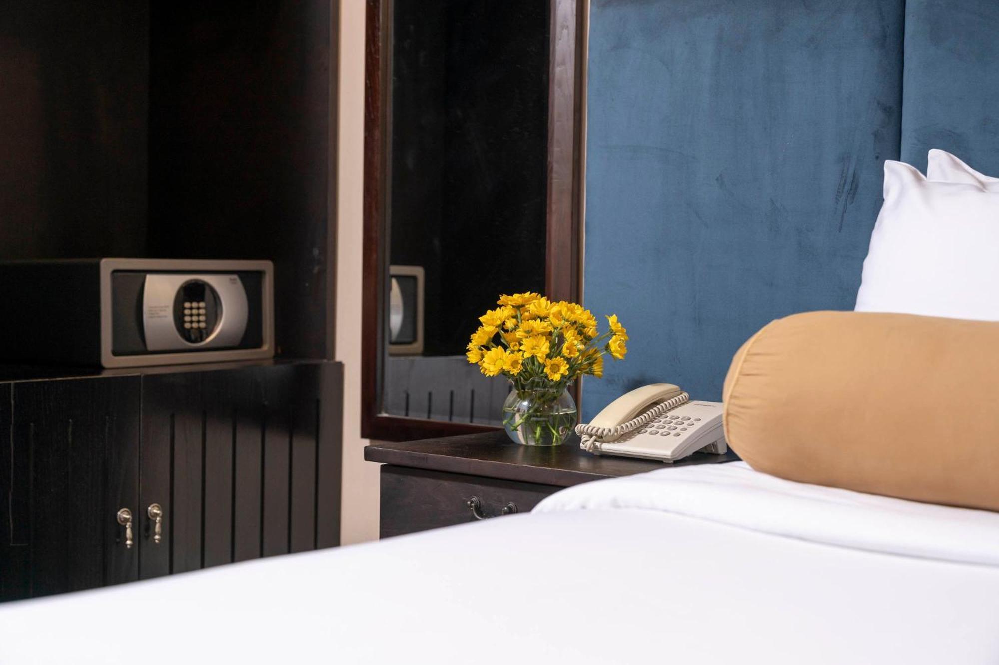Beryl Charm Hotel And Spa Hanoi Exterior foto